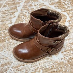 Brown Kids Boots size 10k -EUC
